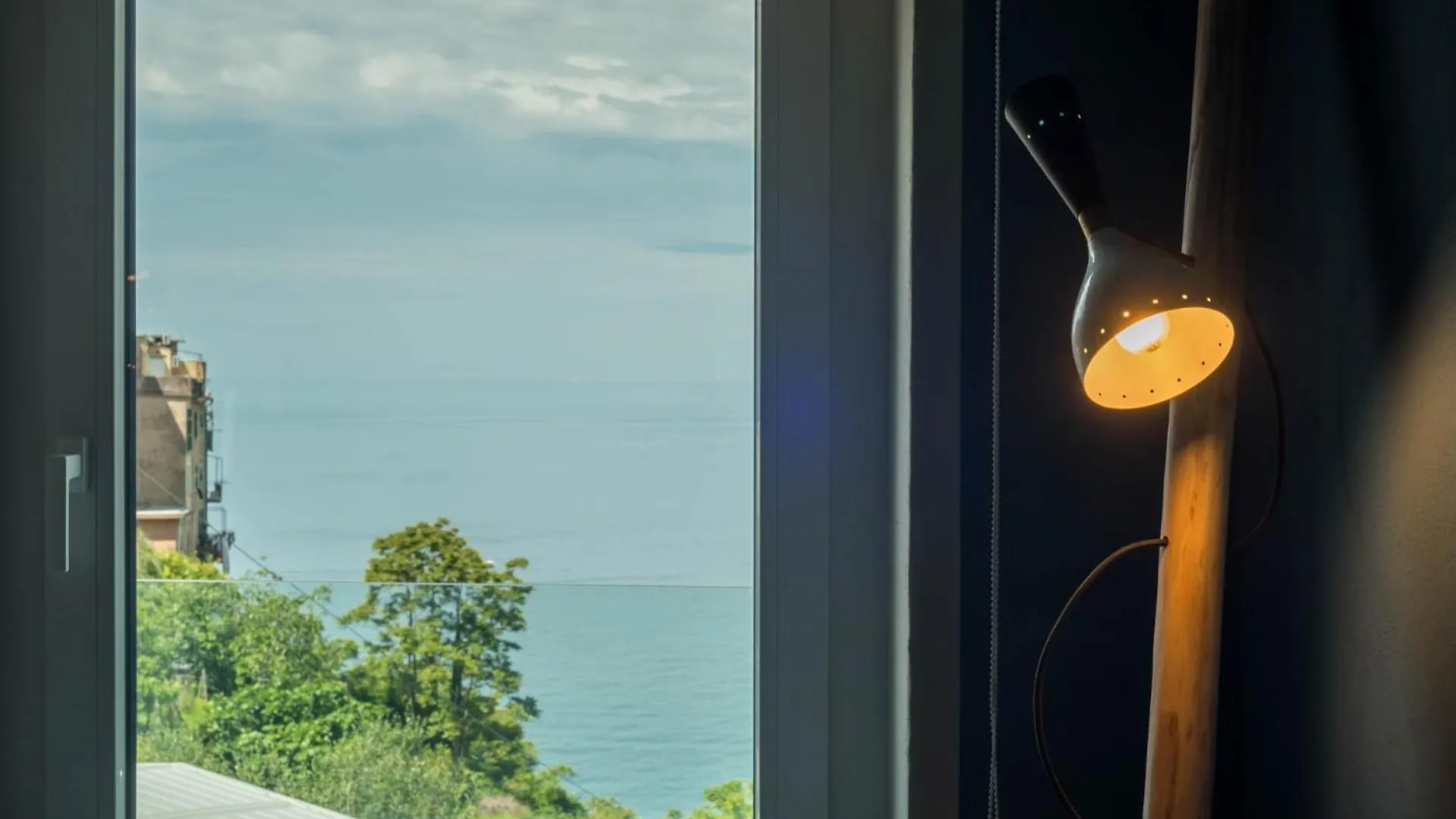 Life, Terremarine Apartment Corniglia 0*,