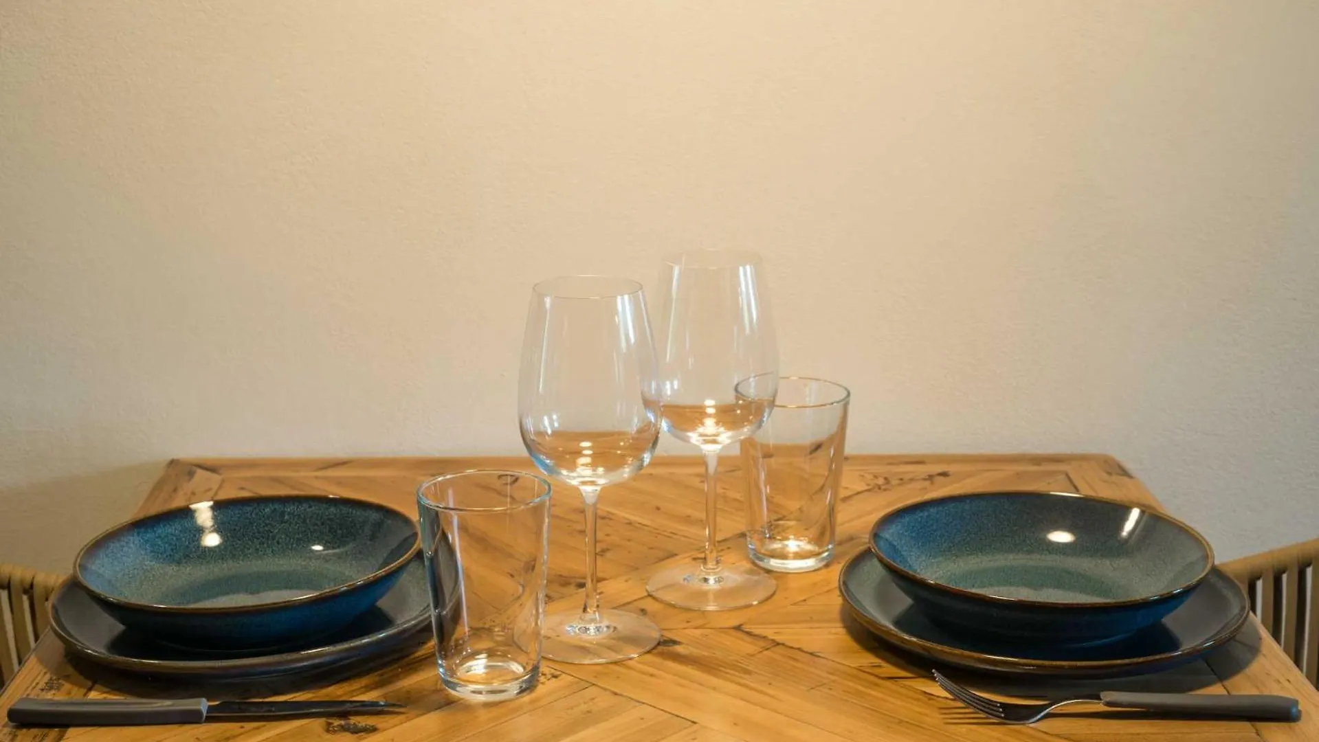 Life, Terremarine Apartment Corniglia